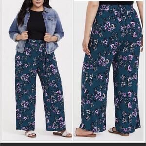 TORRID Teal Floral Challis Wide Leg Pant Size 4X 46”Waist 31” Inseam